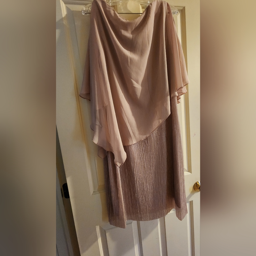 Womens Beige Formal Dress size 16W